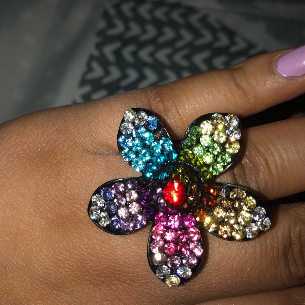 Multicolored Flower Ring - Picture 3 of 3